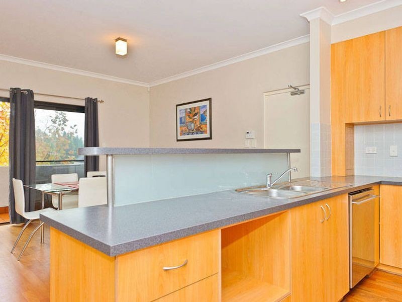 4/131 Royal Street, East Perth WA 6004