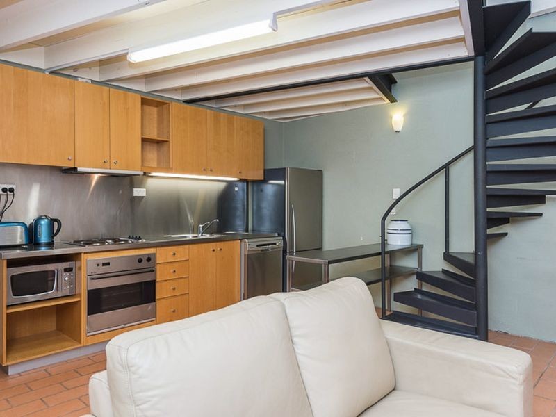 9 Little Brown Street, East Perth WA 6004