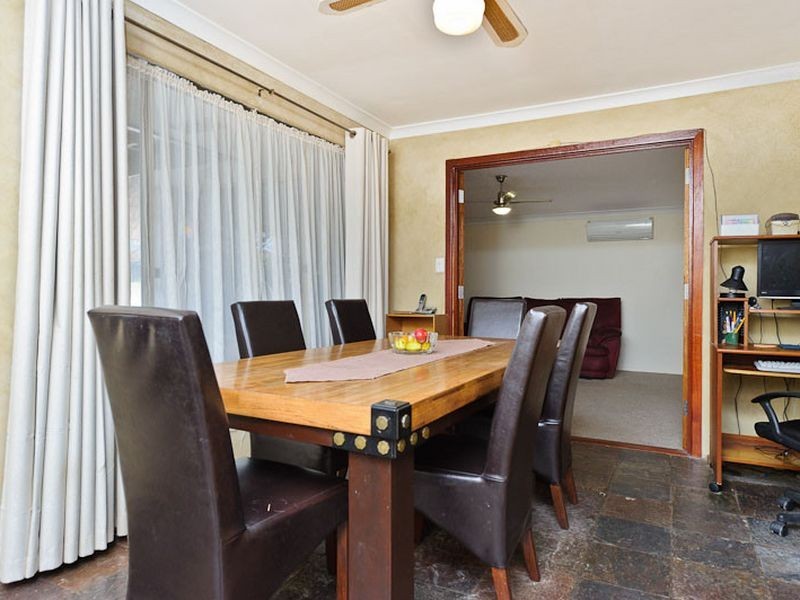 7 Benelli Place, Alexander Heights WA 6064