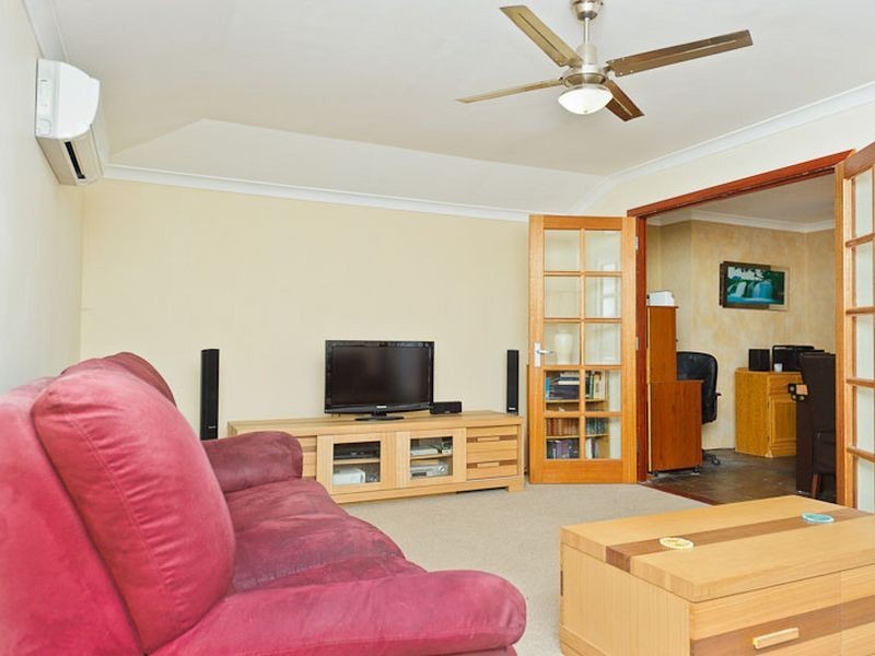 7 Benelli Place, Alexander Heights WA 6064
