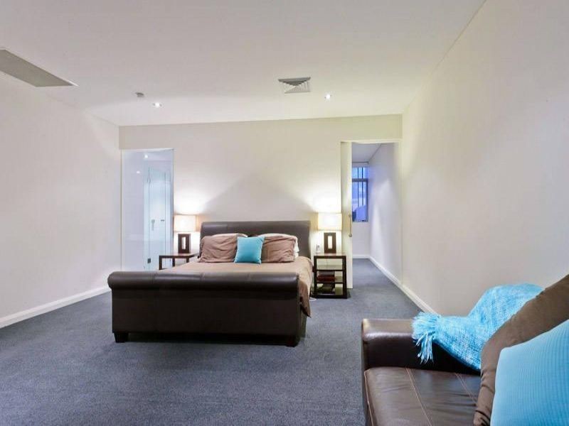 45 Tully Road, East Perth WA 6004