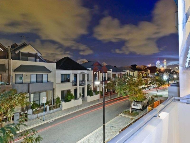 45 Tully Road, East Perth WA 6004