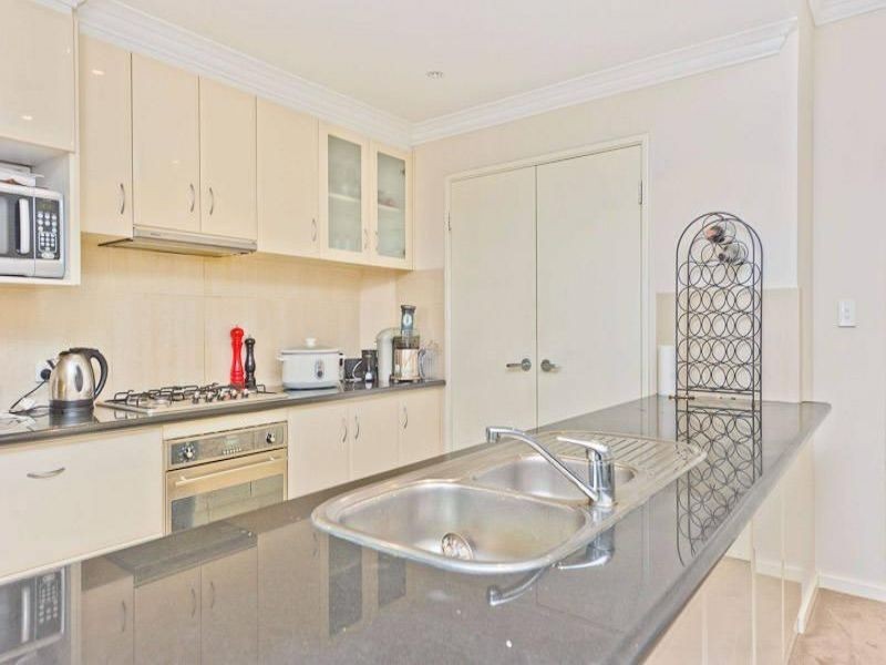 17/118 Royal Street, East Perth WA 6004