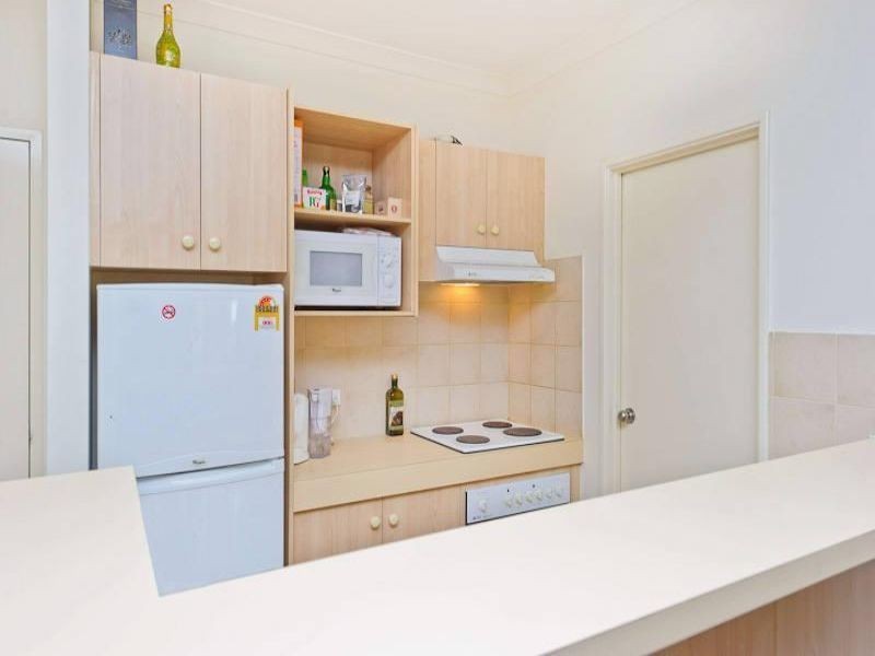 1/11 Regal Place, East Perth WA 6004