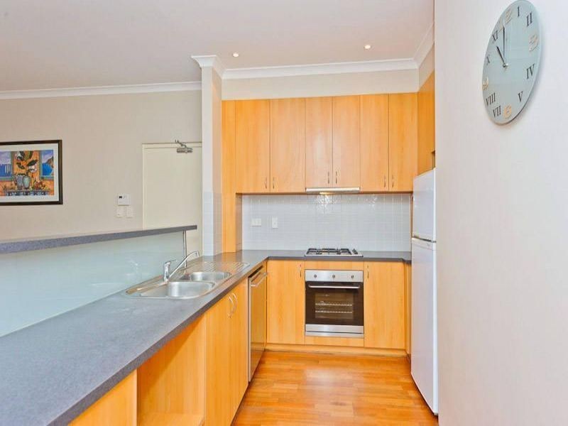 4/131 Royal Street, East Perth WA 6004
