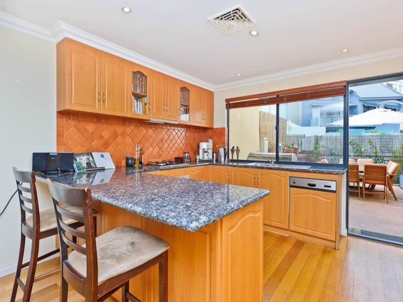 6 Tully Road, East Perth WA 6004