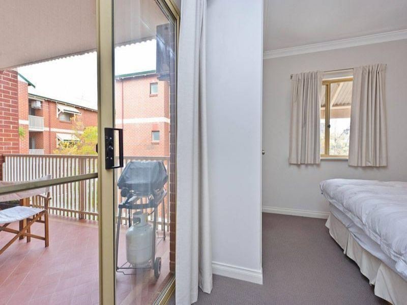 15/48 Wellington Street, East Perth WA 6004