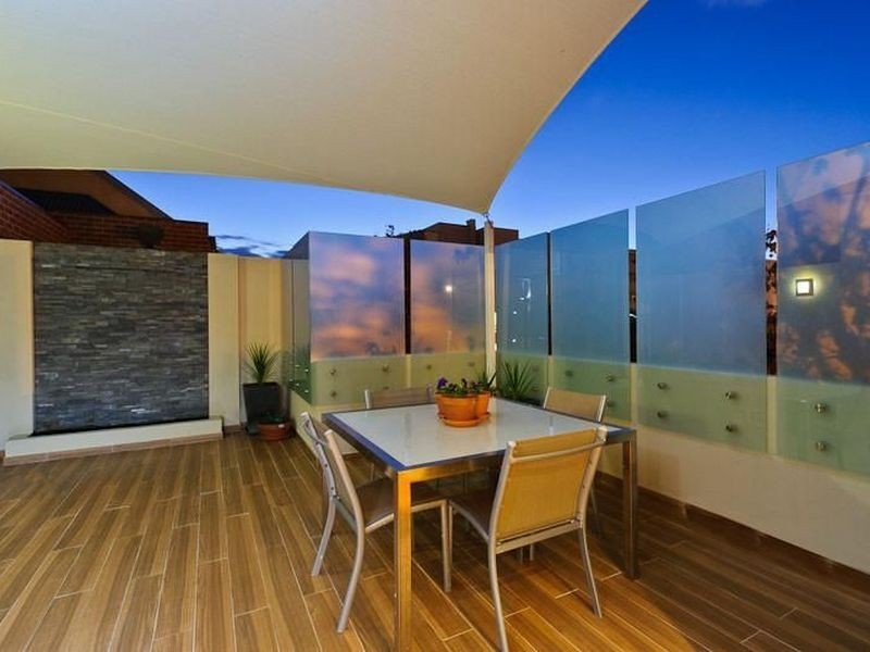 2 Boans Lane, East Perth WA 6004