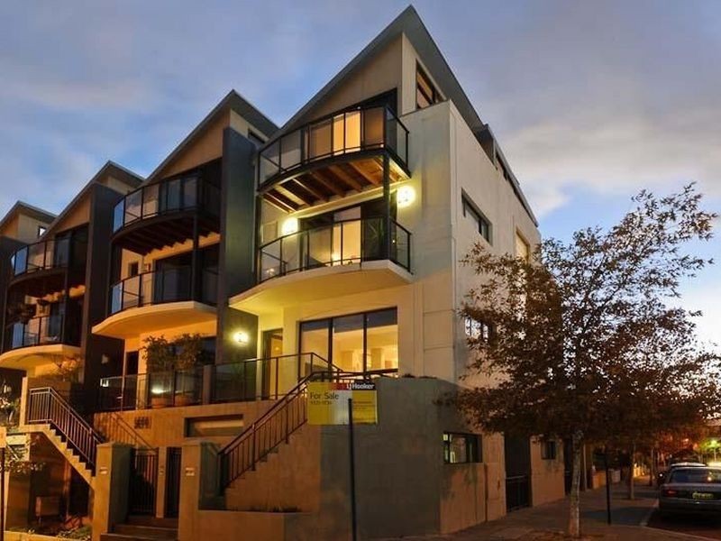 2 Boans Lane, East Perth WA 6004