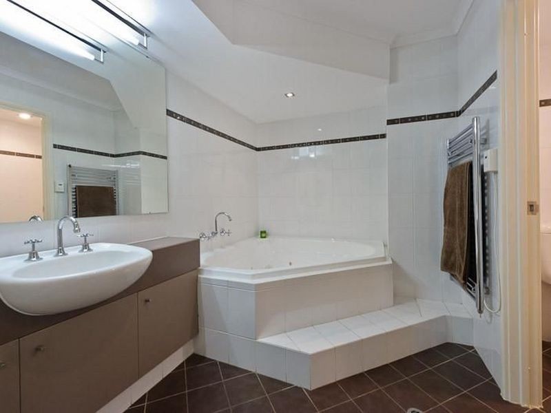 2 Boans Lane, East Perth WA 6004