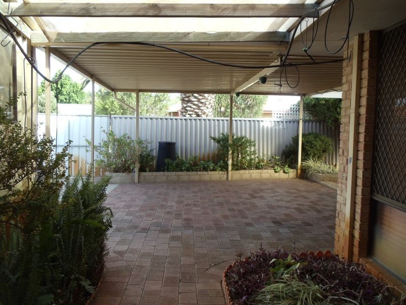 74 Luyer Avenue, East Cannington WA 6107