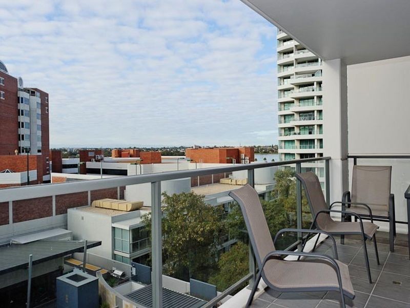69/131 Adelaide Terrace, East Perth WA 6004