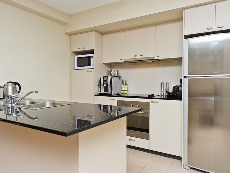 69/131 Adelaide Terrace, East Perth WA 6004