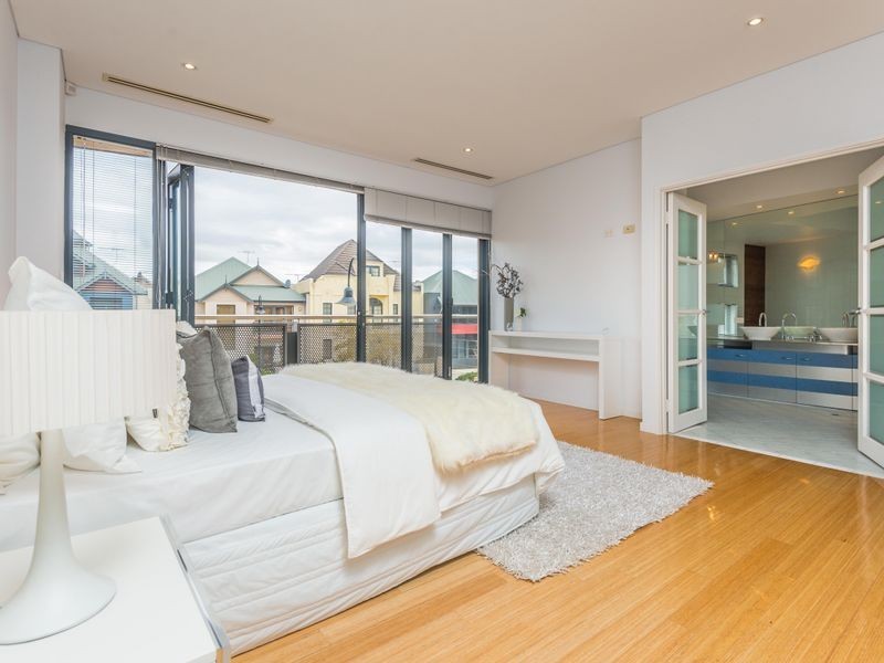 22 Old Belvidere Promenade, East Perth WA 6004