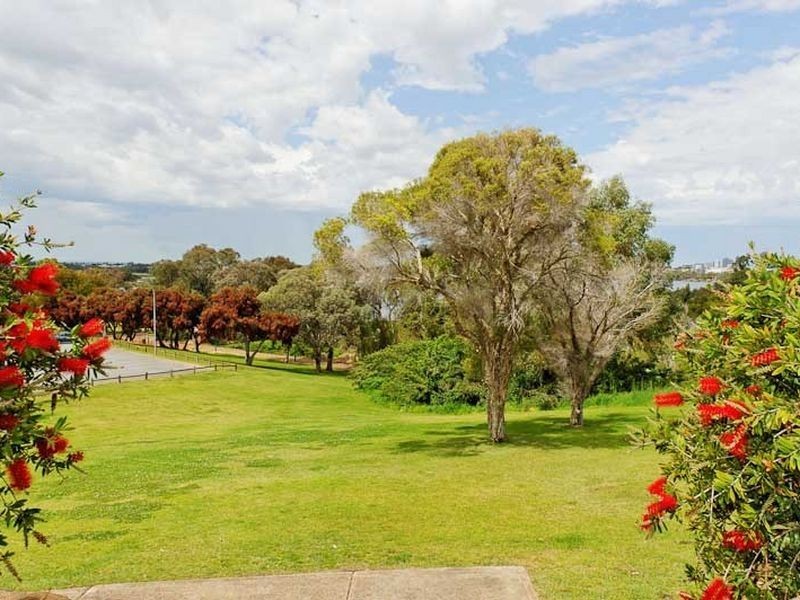 198/12 Wall Street, Maylands WA 6051