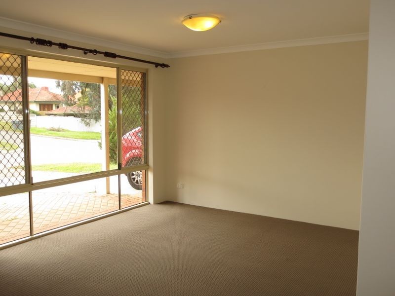 1 Meakins Court, Bayswater WA 6053