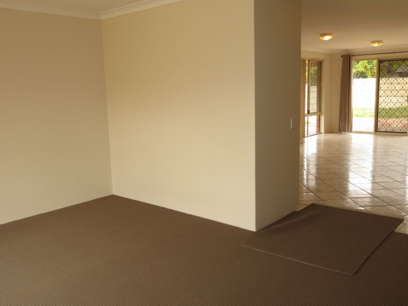 1 Meakins Court, Bayswater WA 6053