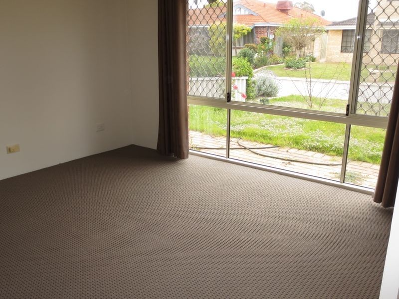 1 Meakins Court, Bayswater WA 6053