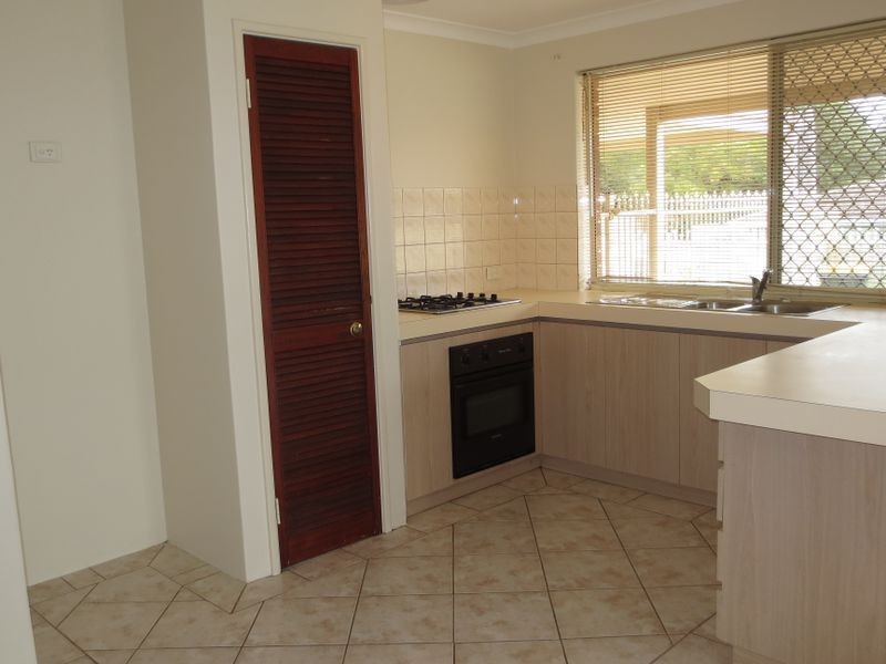 1 Meakins Court, Bayswater WA 6053