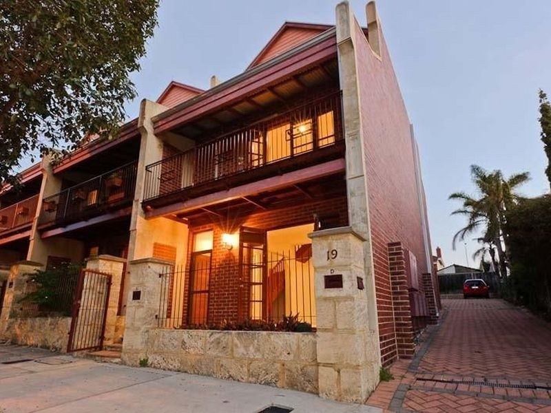 19C Wittenoom Street, East Perth WA 6004