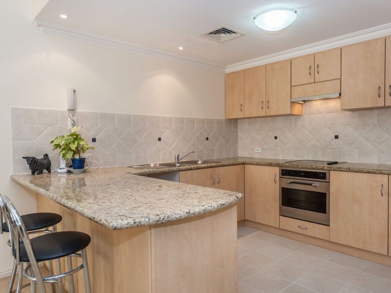 2/40 Victory Terrace, East Perth WA 6004