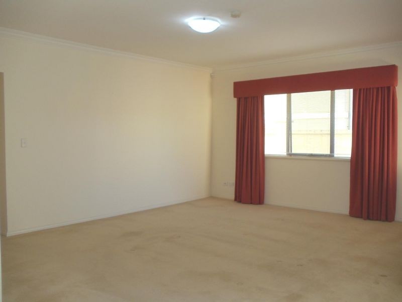 2/40 Victory Terrace, East Perth WA 6004