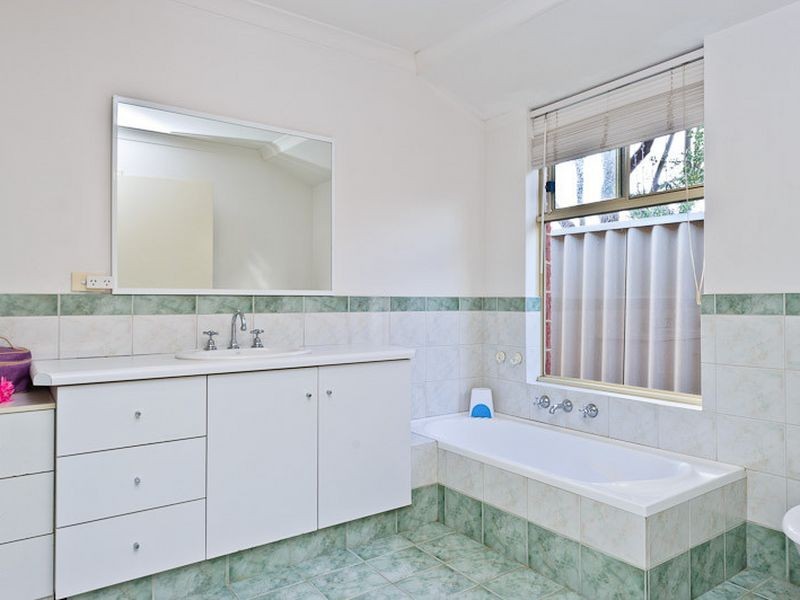 12A Anzac Street, Bayswater WA 6053