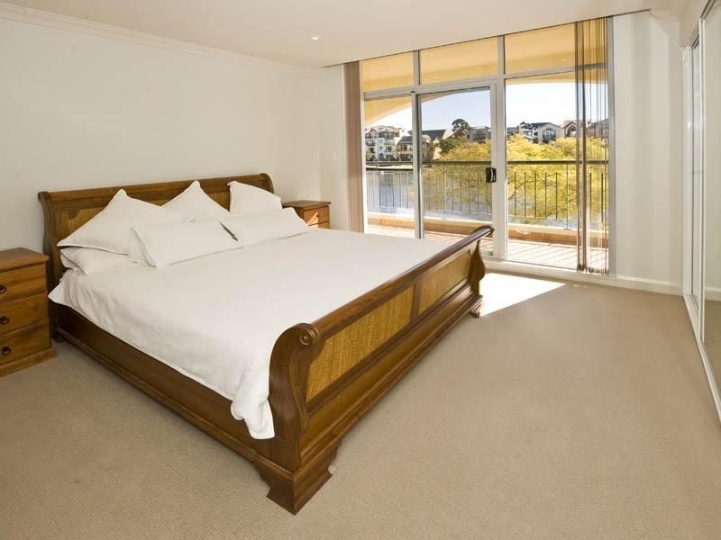 25/20 Royal Street, East Perth WA 6004