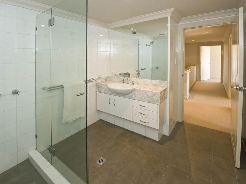 25/20 Royal Street, East Perth WA 6004