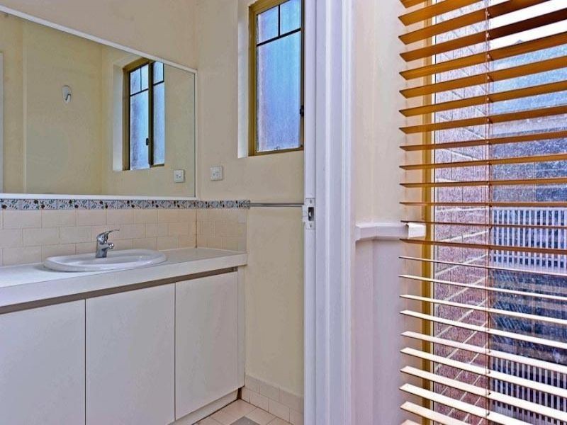 24/48 Wellington Street, East Perth WA 6004