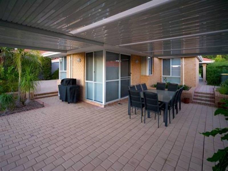 11 Josephine Way, Alexander Heights WA 6064