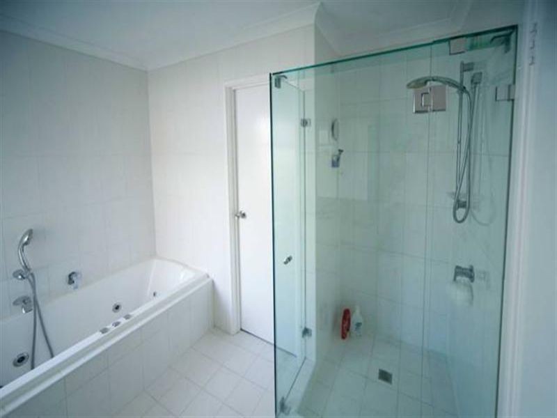 11 Josephine Way, Alexander Heights WA 6064