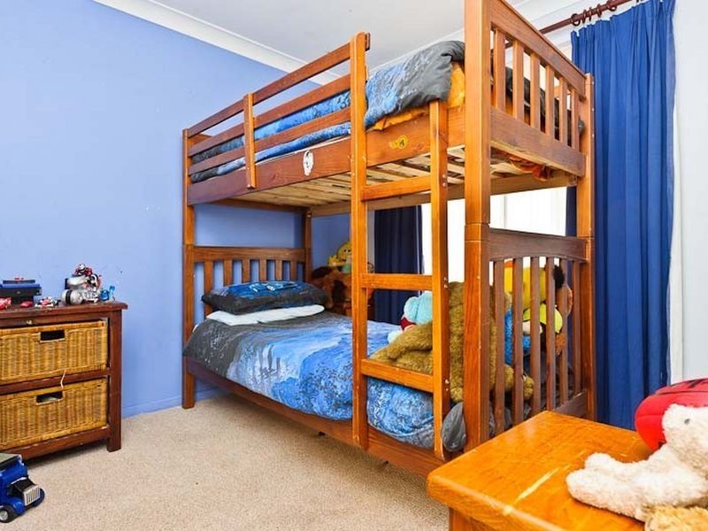 7 Goshawk Gardens, Ballajura WA 6066