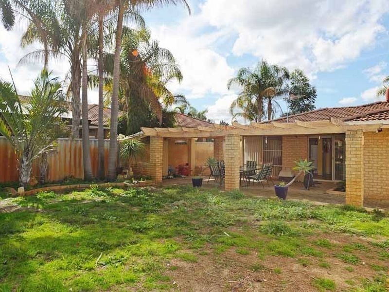7 Goshawk Gardens, Ballajura WA 6066