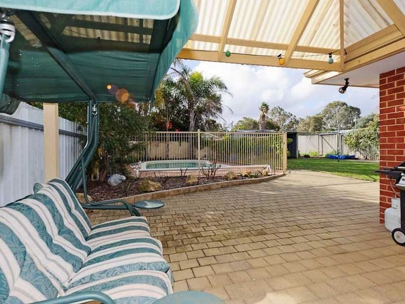 14 Hardaker Street, Eden Hill WA 6054