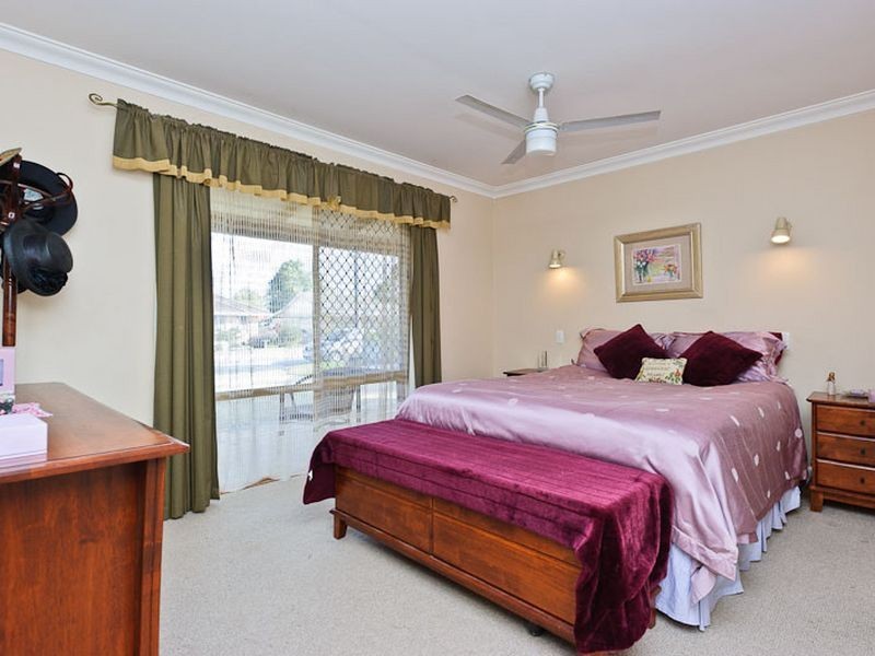 14 Hardaker Street, Eden Hill WA 6054