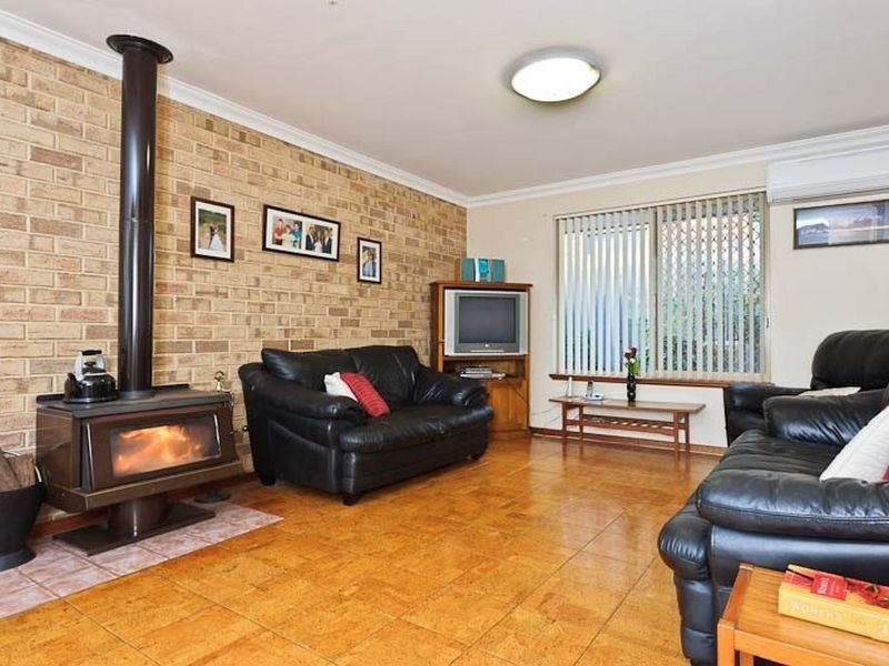 14 Hardaker Street, Eden Hill WA 6054