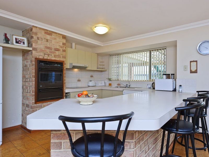 14 Hardaker Street, Eden Hill WA 6054