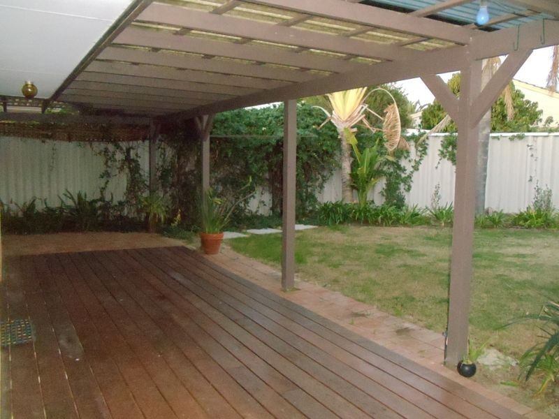 14B Galaxy Court, Alexander Heights WA 6064