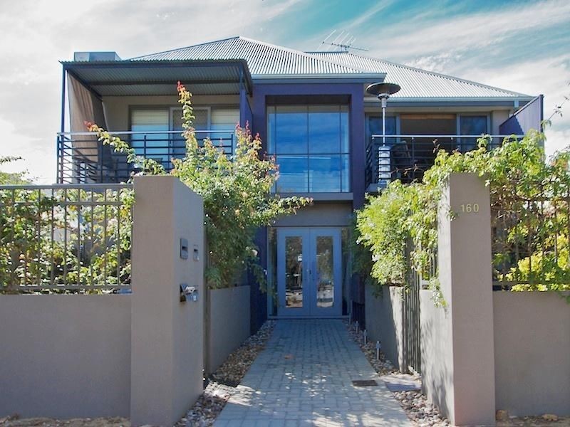 2/160 Aberdeen Street, Northbridge WA 6003