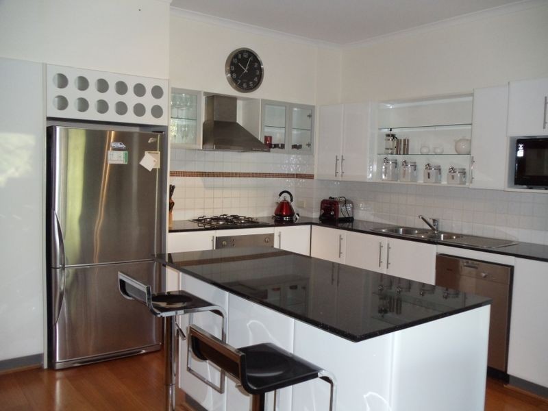 2/160 Aberdeen Street, Northbridge WA 6003