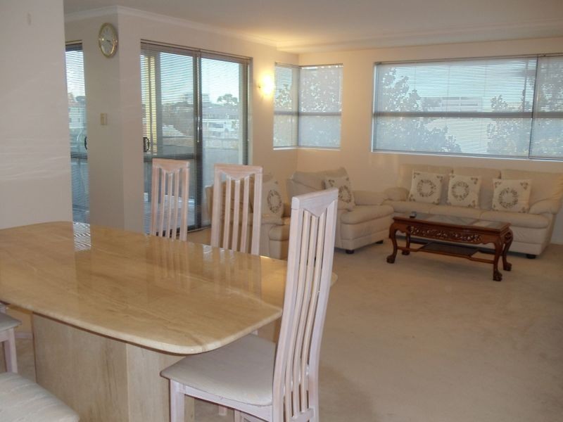 12/82 Royal Street, East Perth WA 6004