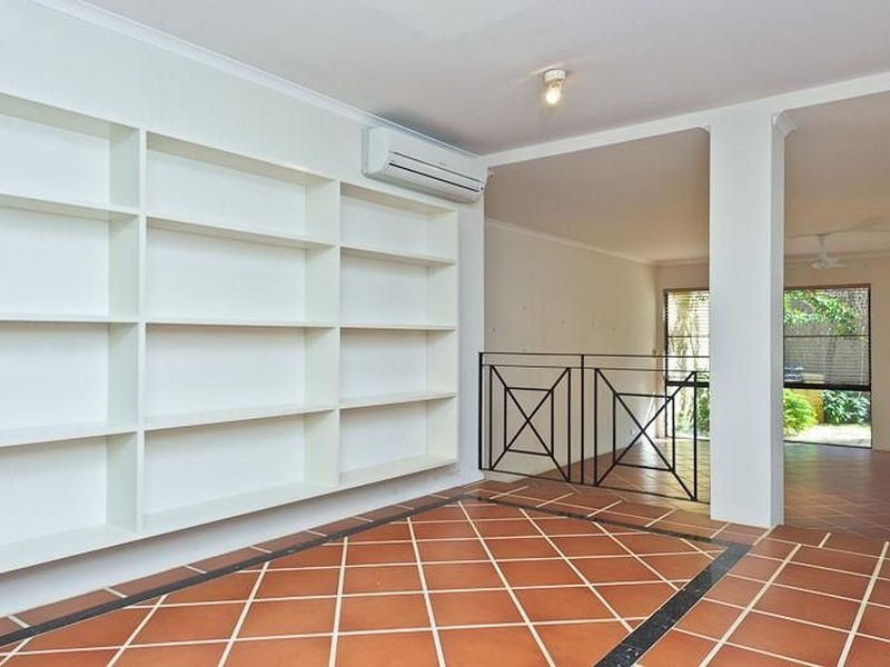 12 Reginald Street, Cottesloe WA 6011