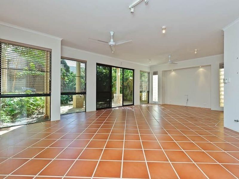 12 Reginald Street, Cottesloe WA 6011