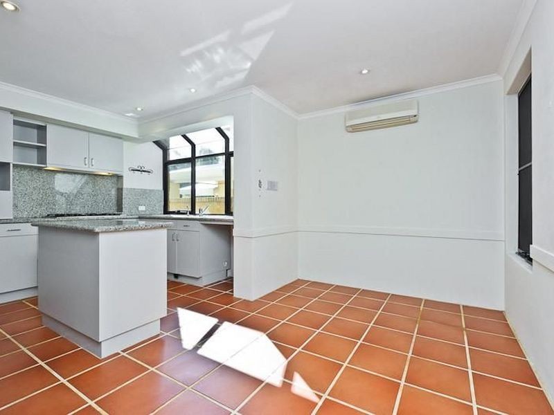 12 Reginald Street, Cottesloe WA 6011