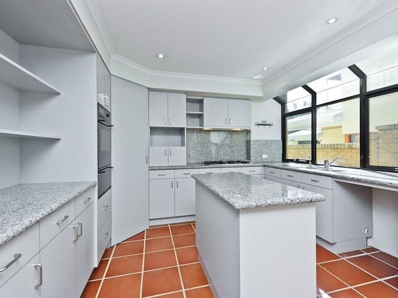 12 Reginald Street, Cottesloe WA 6011