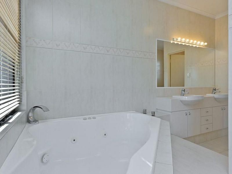 12 Reginald Street, Cottesloe WA 6011