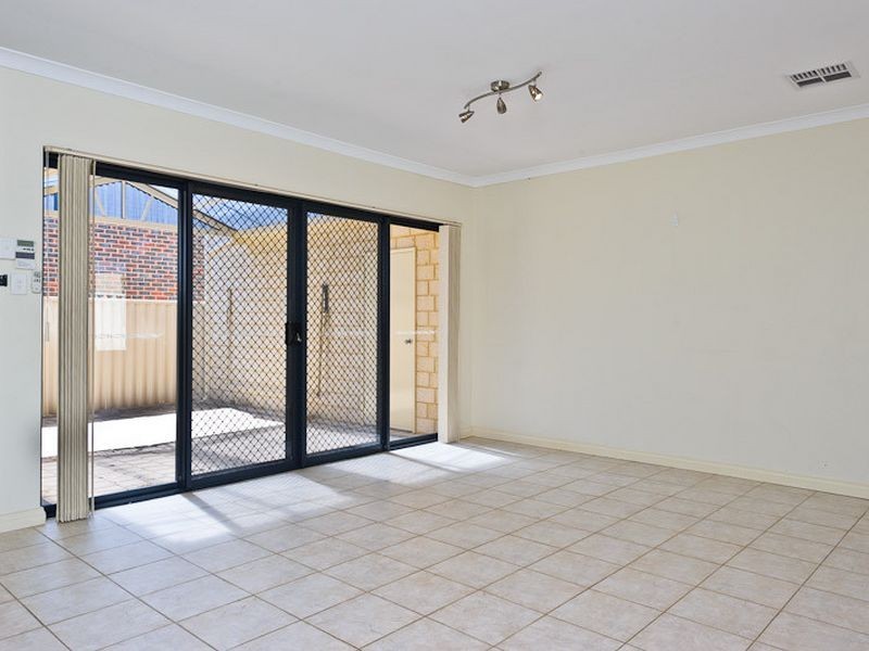 3B Eastdene Circle, Nollamara WA 6061