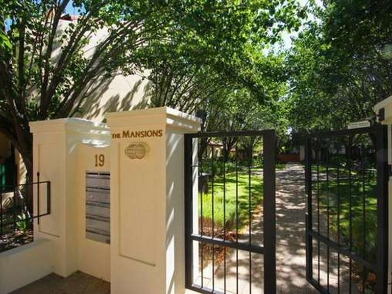 7/19 Little Shenton Lane, Northbridge WA 6003