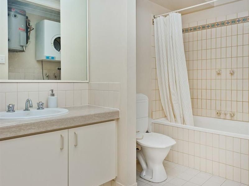 25/40 Wellington Street, East Perth WA 6004